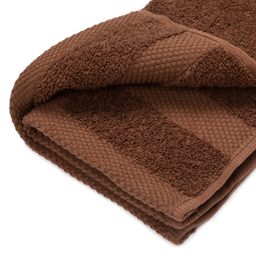 Brown towel with hanger 100% cotton 500 gr/m2